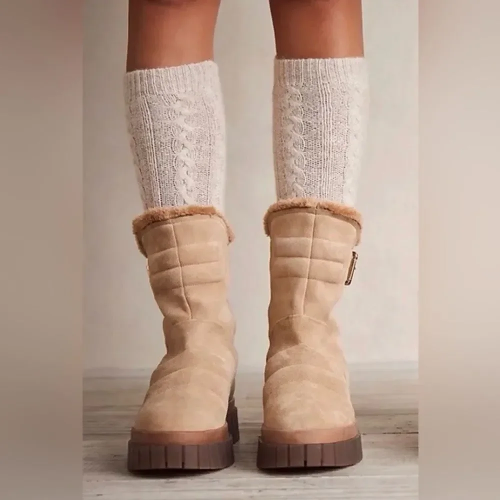 Free People Fable Faux Fur Chunky Boots 38 (7.5-8) Tan Suede Lug Sole Ankle Boho